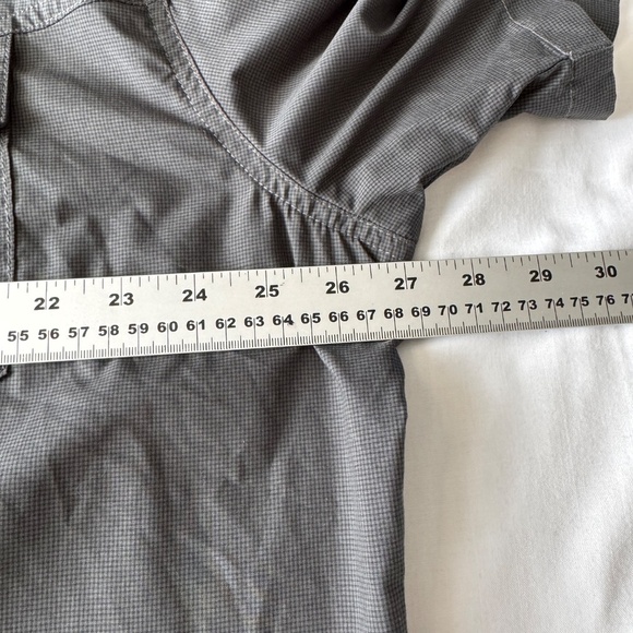 Kuhl Mountain Grown Men's Camp Shirt XXL Short Sleeve Pin Check Charcoal Gray - Picture 11 of 14